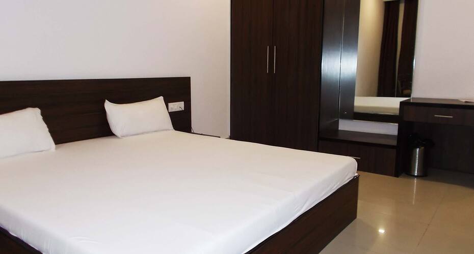 Hotel Imperial, Hansi 5